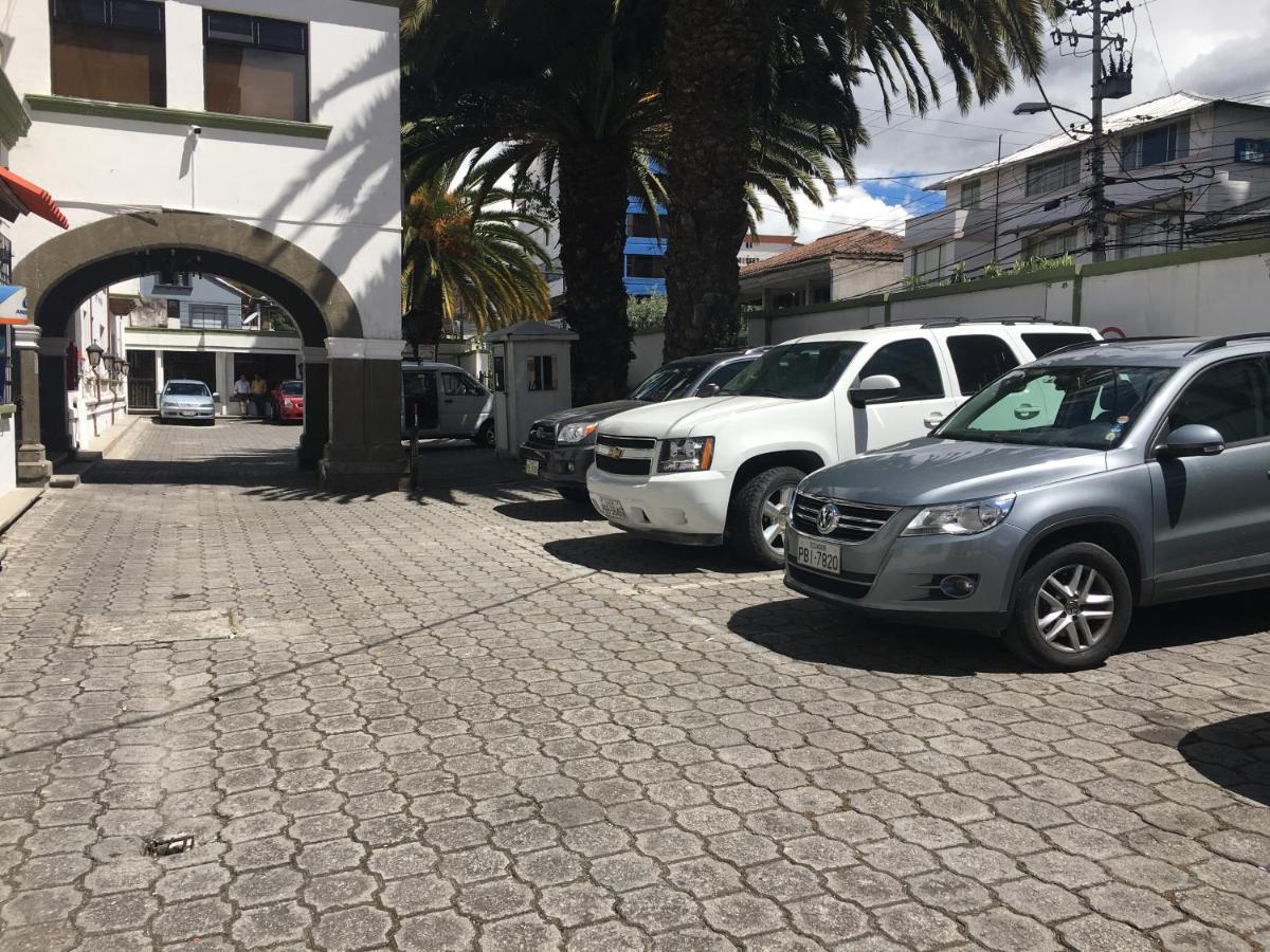 קיטו Hotel Ambassador מראה חיצוני תמונה