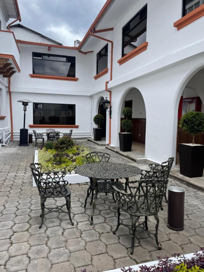 קיטו Hotel Ambassador מראה חיצוני תמונה
