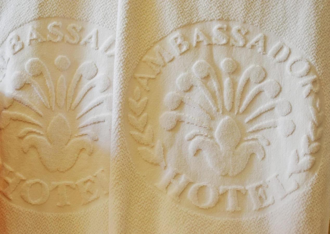 קיטו Hotel Ambassador מראה חיצוני תמונה